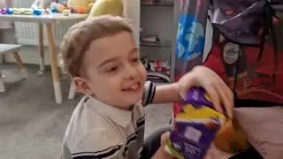 Justin makes an easter hat | Easter bunny