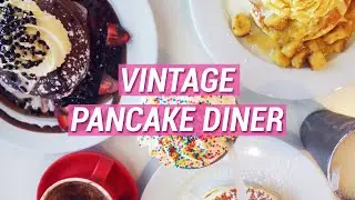 Breakfast in a vintage Pancake Diner on the Gold Coast