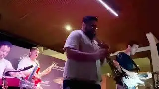 Abrigo (Josu&eacute; Lopez quinteto)