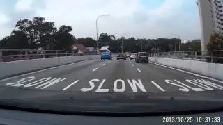 Impatient Singapore Merc driver SGU 2188 K