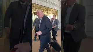 Asking Clippers owner Steve Balmer if the Clippers will win the Championship 🤔 #jessielunchbox