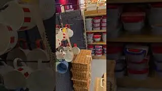 Лондон. Посуда для выпечки. Контейнеры. Магазин посуды.London. Bakeware. Containers. Cookware store.