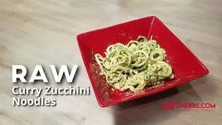 10-Minute Raw Vegan Curry With Zucchini Noodles | Dherbs