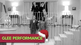 The Christmas special continues with Rachel, Mercedes, Blaine, and Kurt singing 