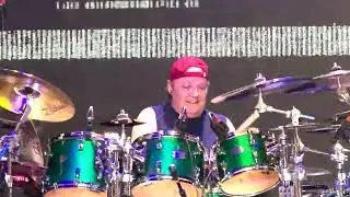 Loverboy - Chicago - 2025 -Lovin Every Minutes Of It