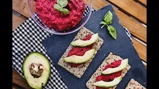 Hummus /Pasta de naut cu sfecla rosie