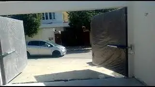 Swing Gate Opener Automatic Swing Gates Automatic swing Door
