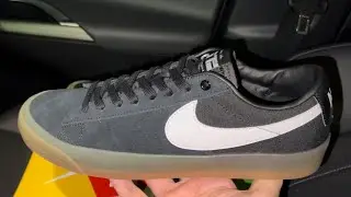 Nike SB Zoom Blazer Low Pro GT Black Gum Sneakers