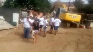 Desokupa heavies contracted to forcefully demolish Tauro Beach shanty homes