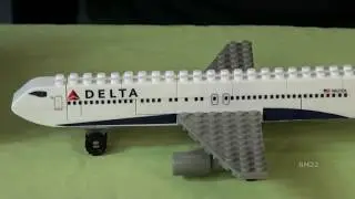 Daron BestLock LEGO Compatible Delta Airlines Brick Jet Toy Review