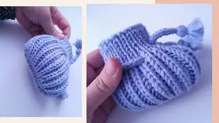 Newborn  Knitted Baby Booties / Ciupici tricotati