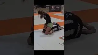 😭 Mixed-Gender Grappling #bjj #jiujitsu #grapplingmatch