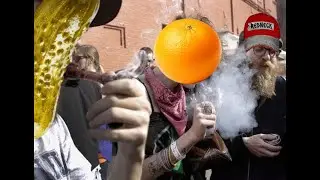 First Time Smoking Weed (GREENING OUT)