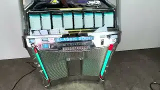Deutsche Wurlitzer Classic 2000 CD 100 Selection Jukebox 2008-2011