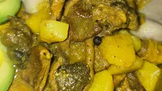 🇯🇲curry goat head ,foot ,tripe with boiled dumplin and yam 