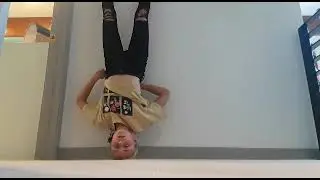 6min Headstand Challenge😐