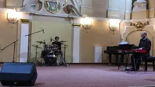 Filip Čekeľ (bicie) a Richard Rikkon: Bastille - Pompei (improvisation)