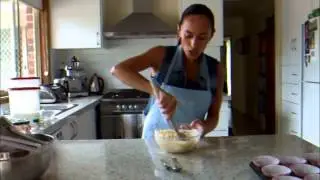 Jam Doughnut Muffin Demonstration