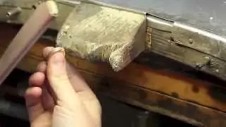 Anello solitario con diamante creazione artigianale