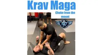 KRAV MAGA CHOKE DEFENSE FROM THE MOUNT #combat #kravmaga  #krav  #urban #groundfighting