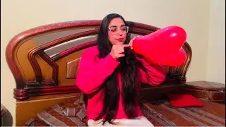 ASMR GIRL BLOWING BALLOONS TILL BURST | BLOW TO POP ASMR BALLOON |