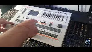 The Legendary Roland TR 707