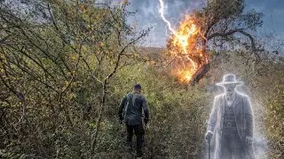 UN RAYO PARTIO EL ÁRBOL cuándo fui a buscar TESOROS descubrimos que FUE POR que HABÍA.