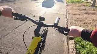 Saliendo andar en bici con mi Hermano por el prado parte 4/5