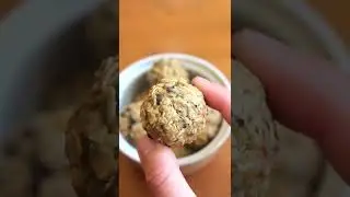 20 second recipe! Healthy snack idea! 5 ingredient Energy Bites #Shorts #Baking