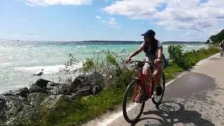 Bike ride on Mackinac Island | Lake Huron | Michigan