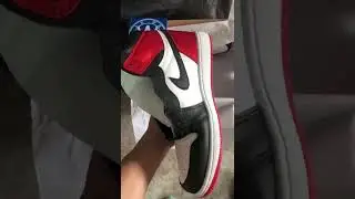 Jordan 1 Retro High Satin Black Toe W