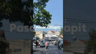 4K | Bandung's Pasar Cihapit: The Reason Why Locals & Tourists Love This Traditional Market
