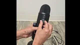 Logitech Creators Blue Yeti USB Microphone for Gaming, Streaming, Podcast, YouTube, Discord, PC etc