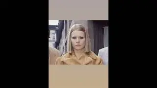 SQUID GAME! YOUNG-HEE + MARGOT TENENBAUM the royal tenenbaums gwyneth paltrow