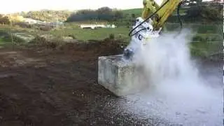 Simex TF200 e Yanmar ViO 75.mp4
