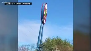 Leaning sign of Potomac Mils Mall closes I-95 lanes