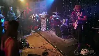[The RunOff] Pretty Sure (The Strokes Cover Set) - 10/27/2023