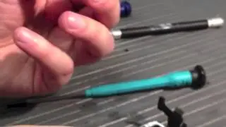 How to DIY replace a cracked screen on an iPhone 5