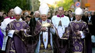 ASH WEDNESDAY. Papal Stational Liturgy: Penitential Procession from St. Anselm to St. Sabina [2008]