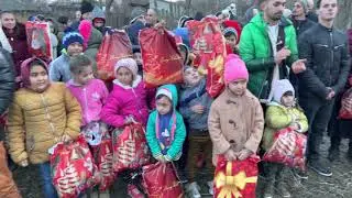 Bucuria nasterii Domnului adusa copiilor din Urechesti, jud. Bacau