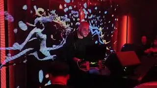 пример динамической съёмки в ночном клубе. an example of the dynamic shooting at the night club
