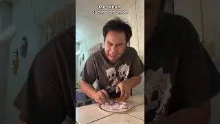 Normal people vs me when cutting an onion: #funny #humorvibes #funnypictures #funnyimages #comedy