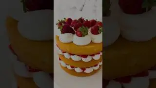 Клубничный торт-песочное печенье
