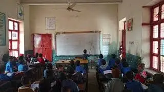 Salman student of two class presentation activity