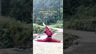❤️ #yoga #outdooryoga