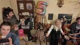 BİR SEVMEK BİN DEFA ÖLMEK DEMEKMİŞ - @pandemisanatta