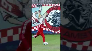 When Eriksen joined Ajax training and put it top bins 😍