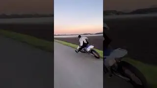 Je cours, je me jette 😭🤣 #yzf250 #yamaha #bikelife #crossbitume #sig