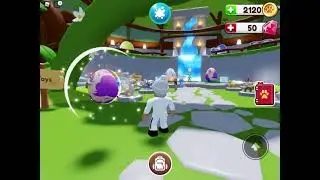 Hatching my starter egg in Ropets Roblox!