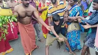 😱😱 10 வயது சிறுவன் மீது சாமி இறங்கி ஆடும் அற்புத காட்சி 😱😱 பராசக்தி |  பம்பைசெந்தில் பூசாரிப்பாட்டு